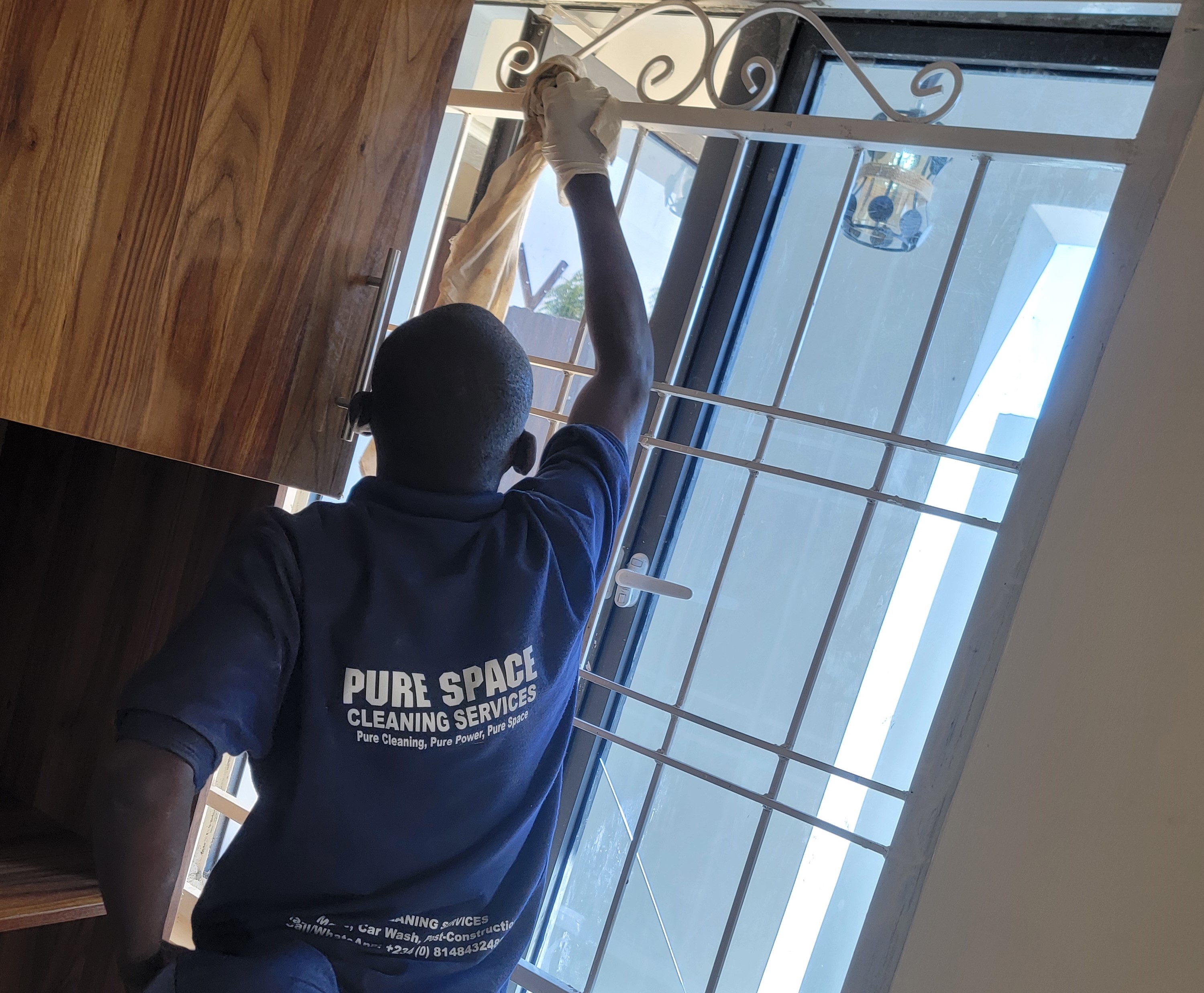 Mobile car wash service